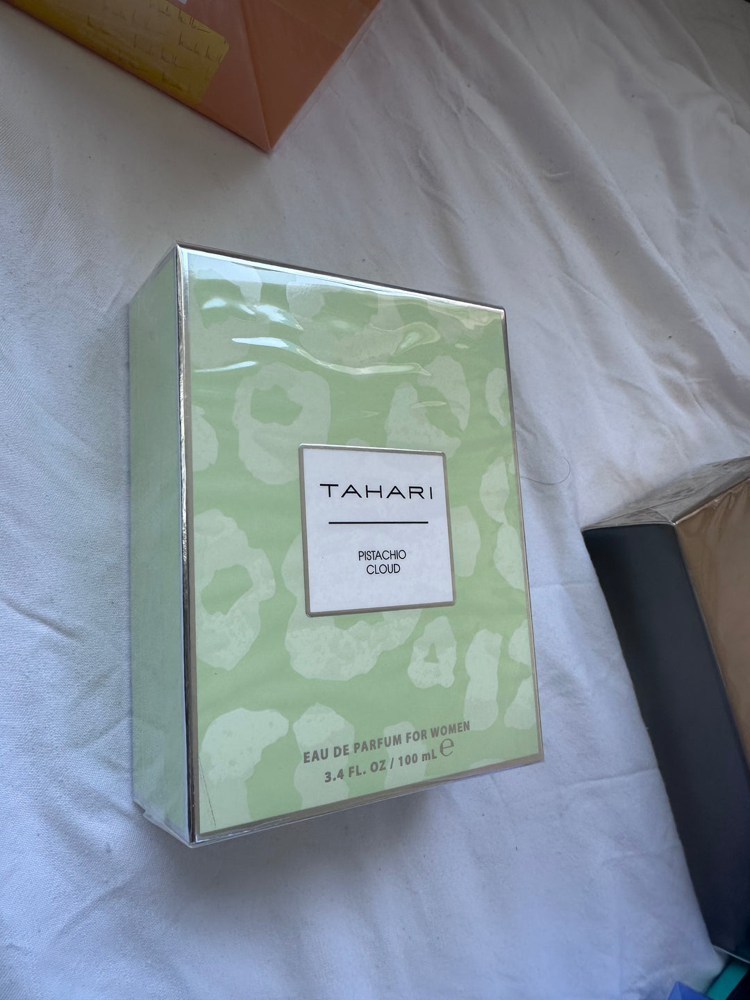 Tahari 🌹 EAU DE PARFUM FOR WOMEN 3.4 FL. OZ / 100 mL e